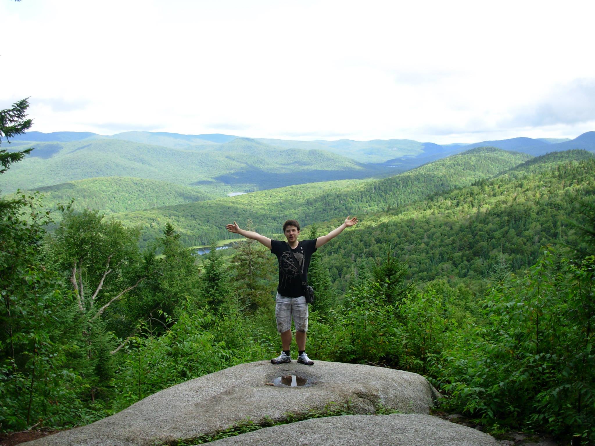 En tête, photo Canada.